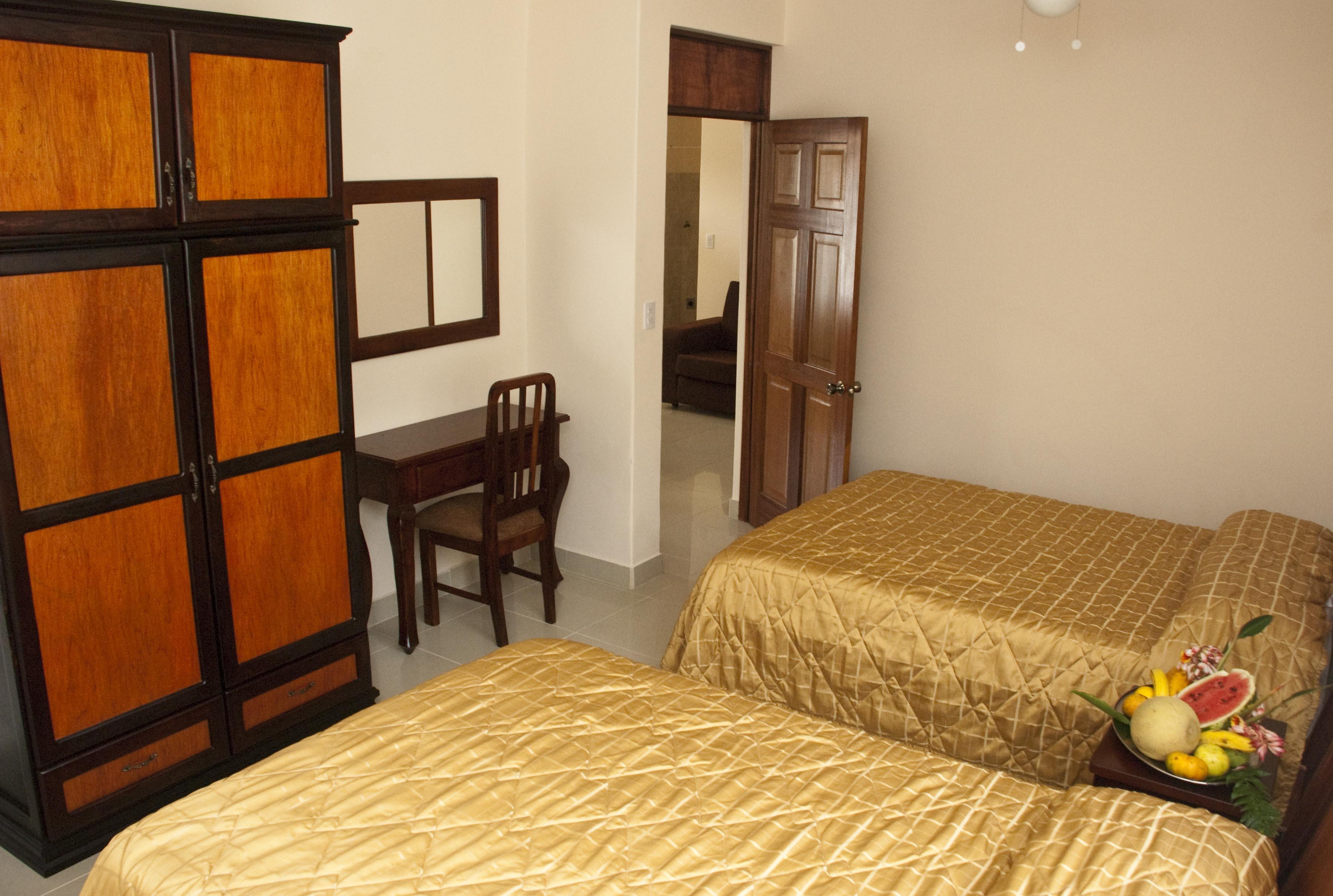 Hotel Punta Leona Jacó Екстериор снимка