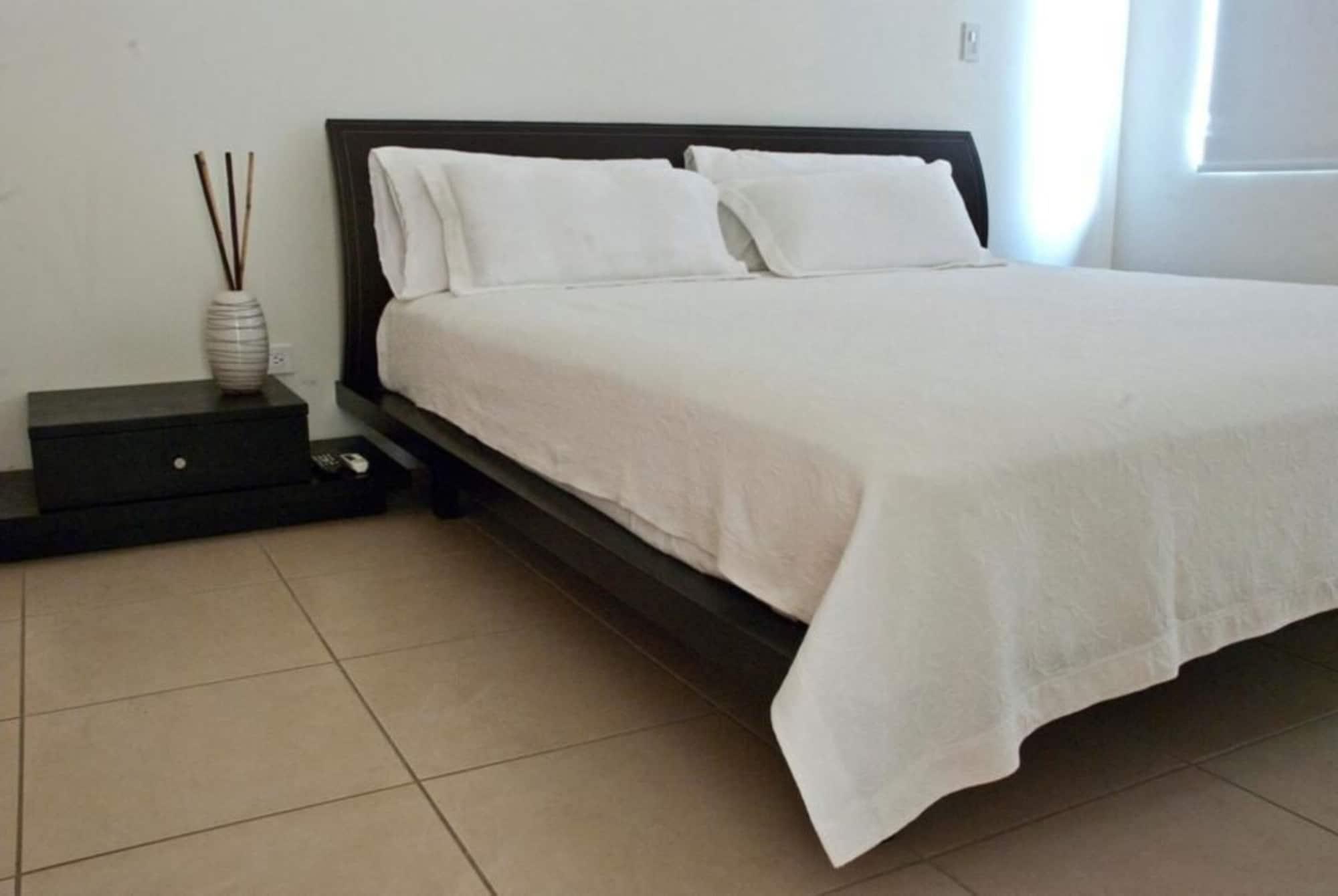 Hotel Punta Leona Jacó Стая снимка