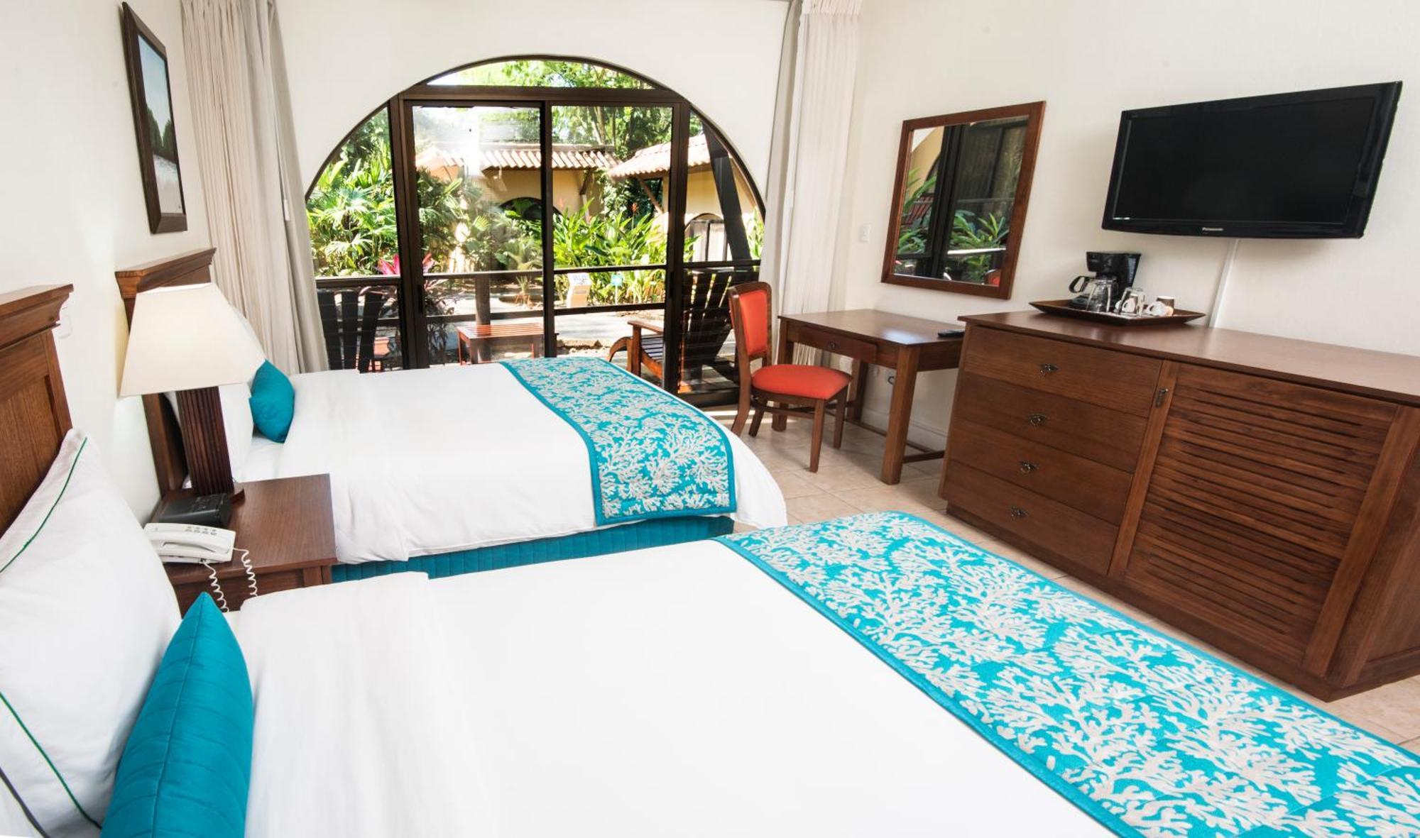 Hotel Punta Leona Jacó Екстериор снимка