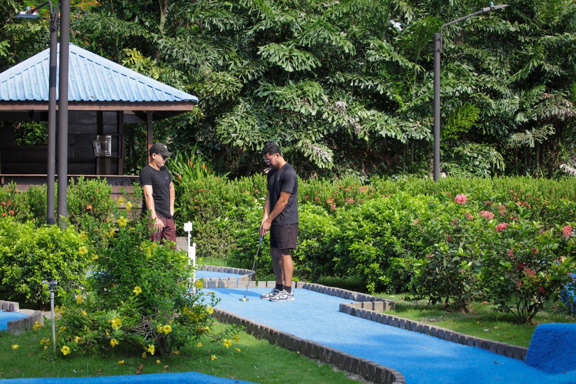 Hotel Punta Leona Jacó Екстериор снимка